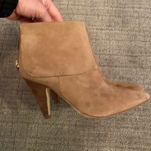 Ivanka Trump heeled taupe suede bootie size 7
